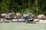 The ‘Sea Gypsies’ or Moken of the Andaman Sea, known in Thai as chao thalae or ‘people of the sea’, are divided into three groups. They number between 4,000 and 5,000, they live only on the coast, either in huts by the shore, or on craft that ply the coastal waters from the Mergui Archipelago in Burma to the Tarutao Islands in Southern Thailand.
